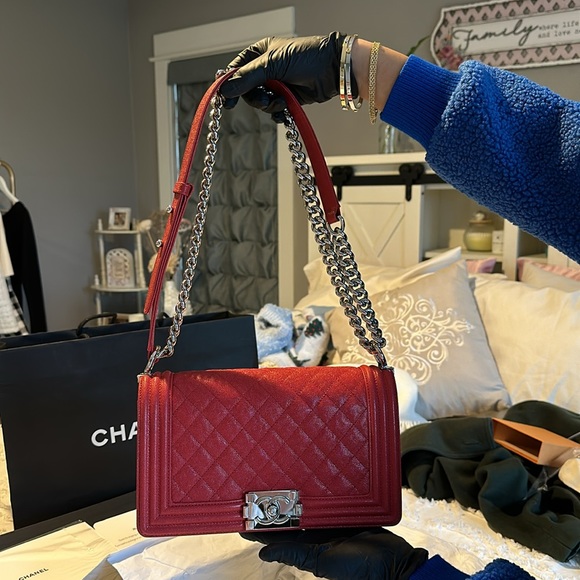 💯 Authentic Chanel Caviar quilted boy medium flap - Picture 11 of 12